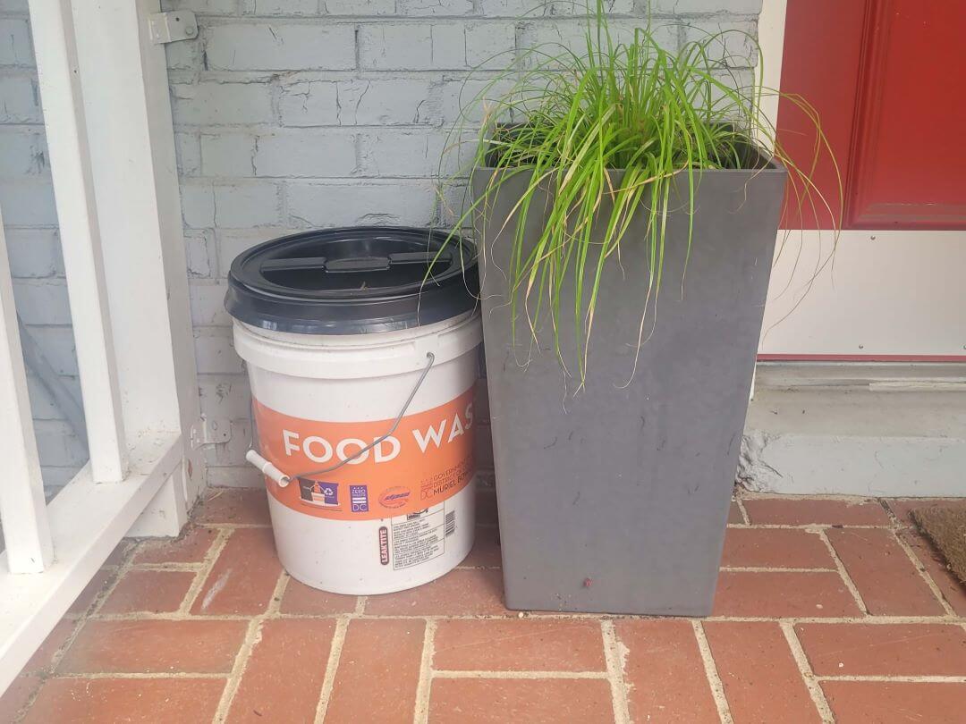 DC Curbside Compost Bucket